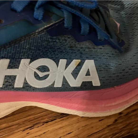 Hoka One One Bondi 8 Womens
9B Blue & Pink Running Shoes Sneaker - Picture 5 of 7